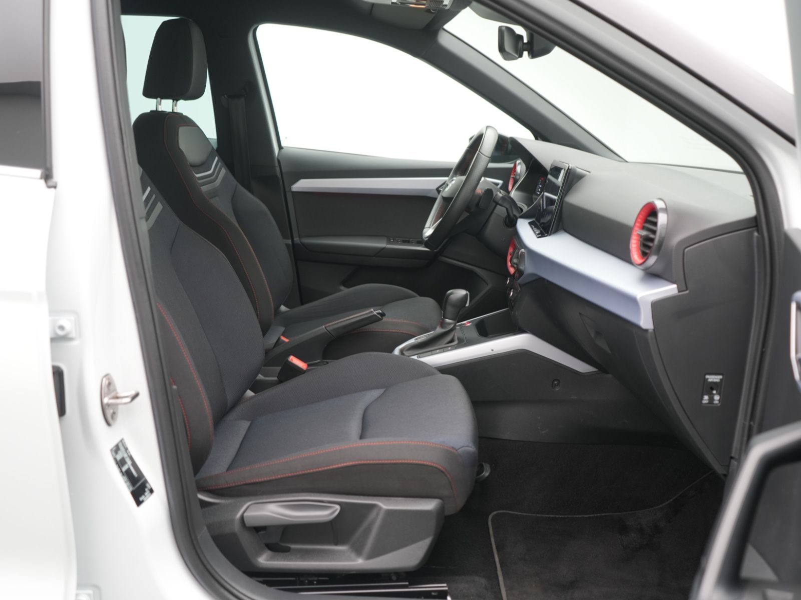 Seat Arona FR-Line DSG - Samsaru's Car Outlet