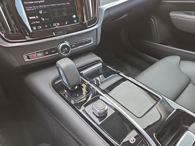 Volvo S90 T8 AWD Plug-In Hybrid Plus Dark VollLED,Goog