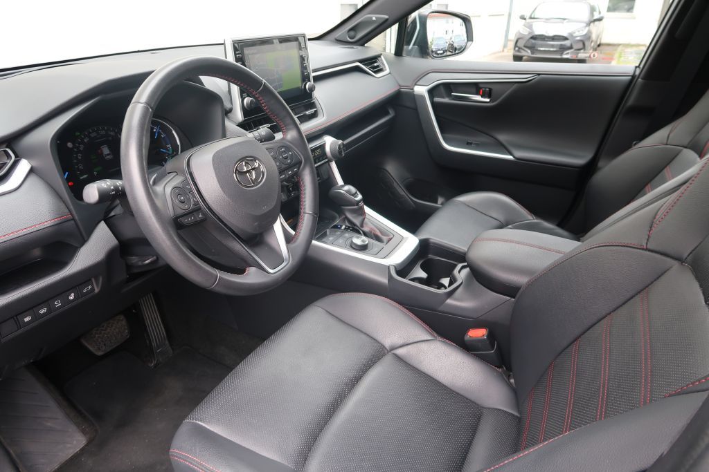 Toyota RAV 4 Plug-in-Hybrid - Samsaru's Car Outlet