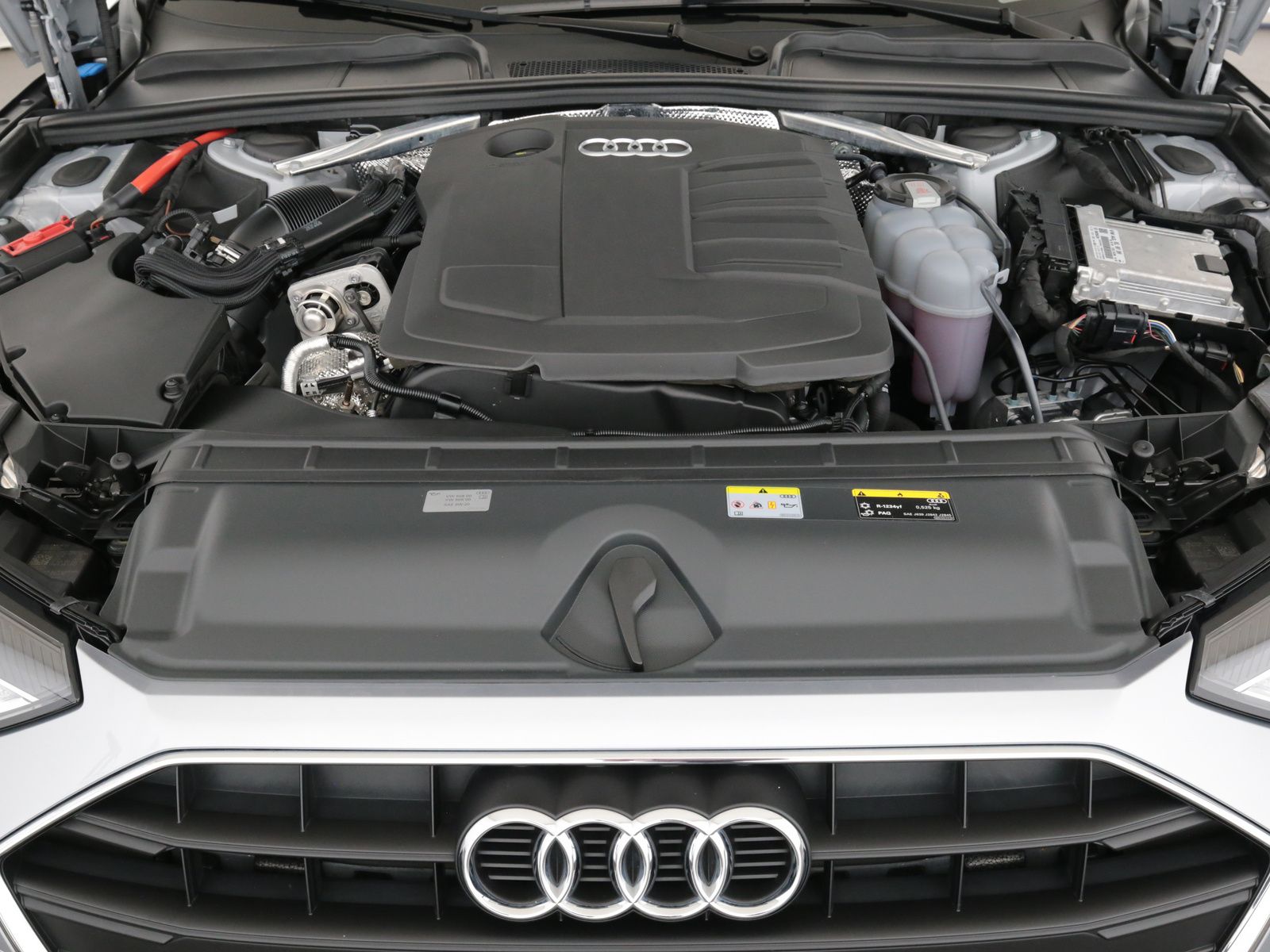 Audi A4 Avant 35 TDI S tronic - Samsaru's Car Outlet