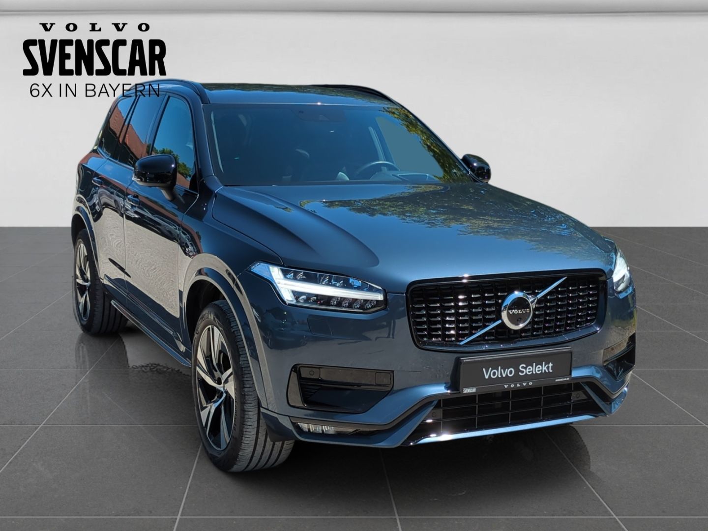 Volvo XC90 B5 AWD R Design HUD AHK Navi 360° AHK Stand