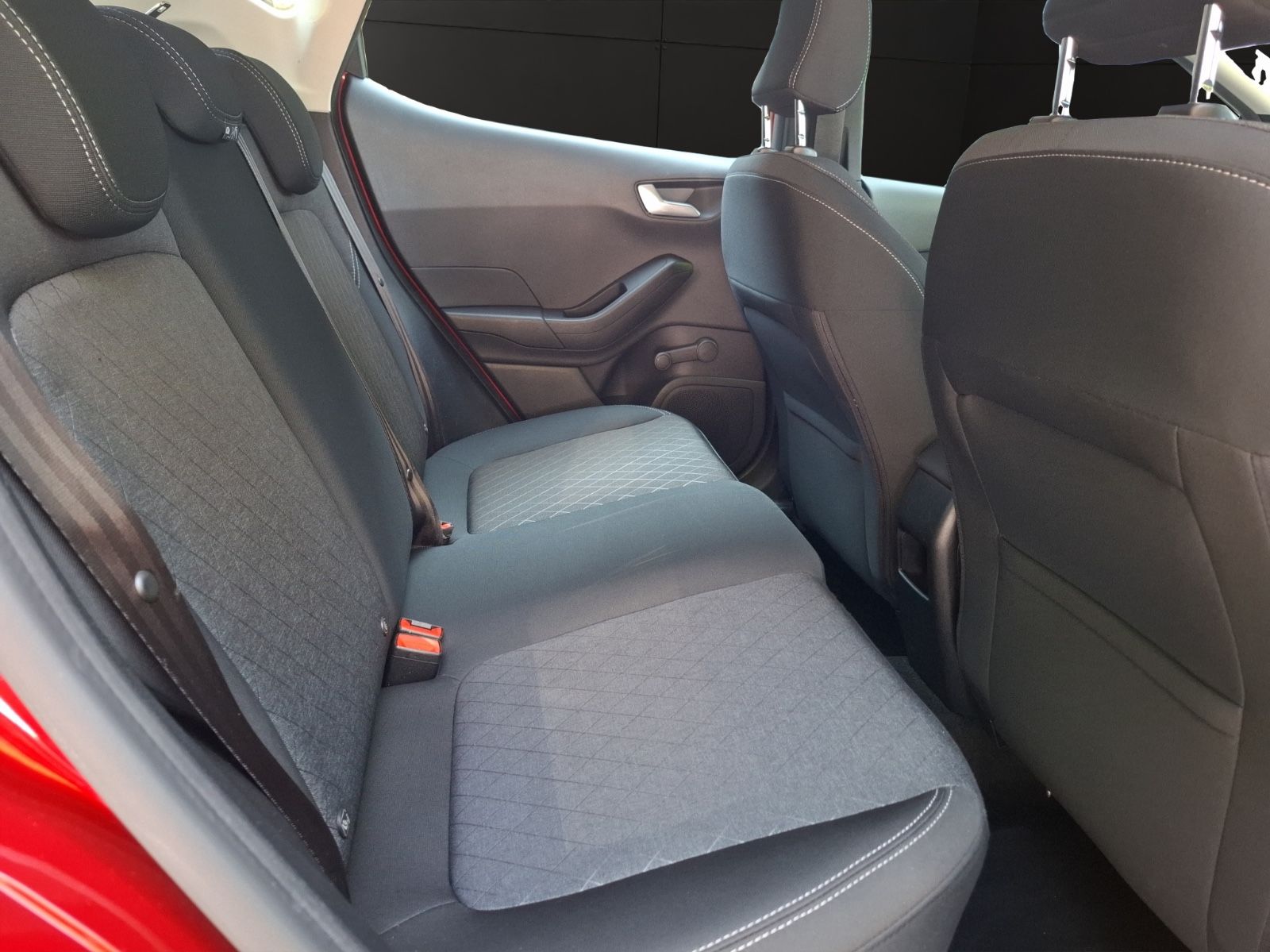 Ford Fiesta Automatik - Samsaru's Car Outlet