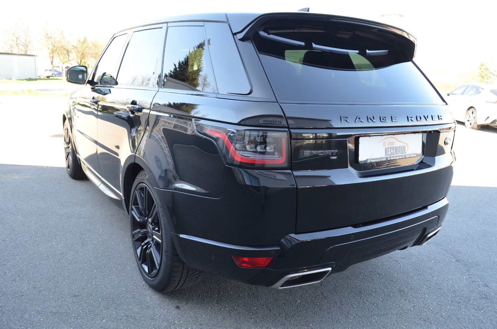 Range Rover Sport HSE Dynamic Stealth - Samsaru's Car Outlet