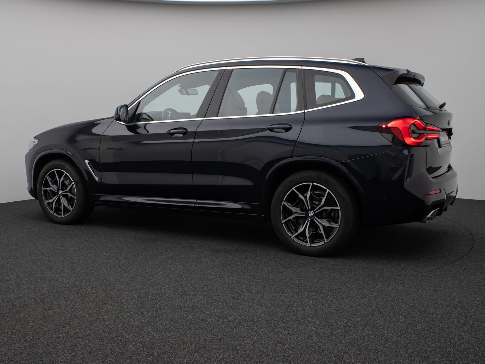 BMW X3 xD30i M Sport Panorama Kamera DAB HiFi Alarm