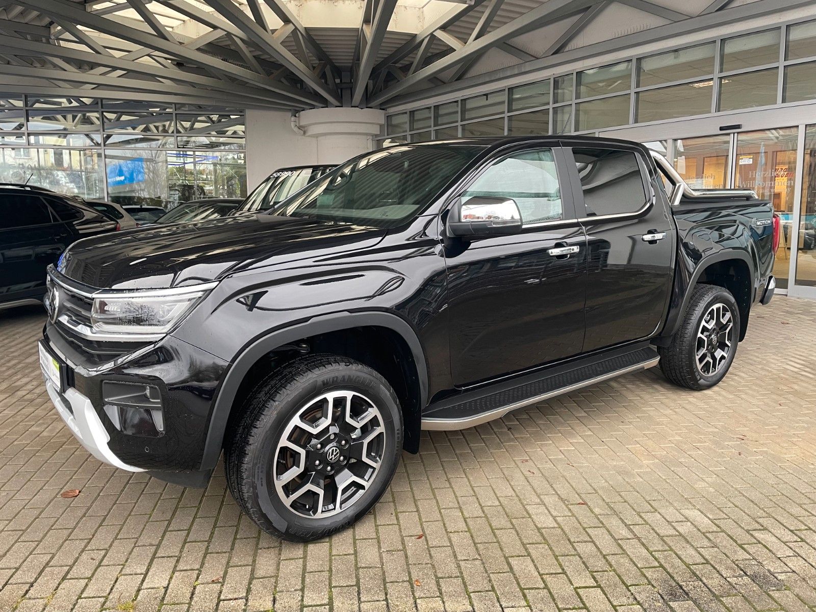 Volkswagen Amarok 3.0 V6 TDI Style 4MOTION - Samsaru's Car Outlet