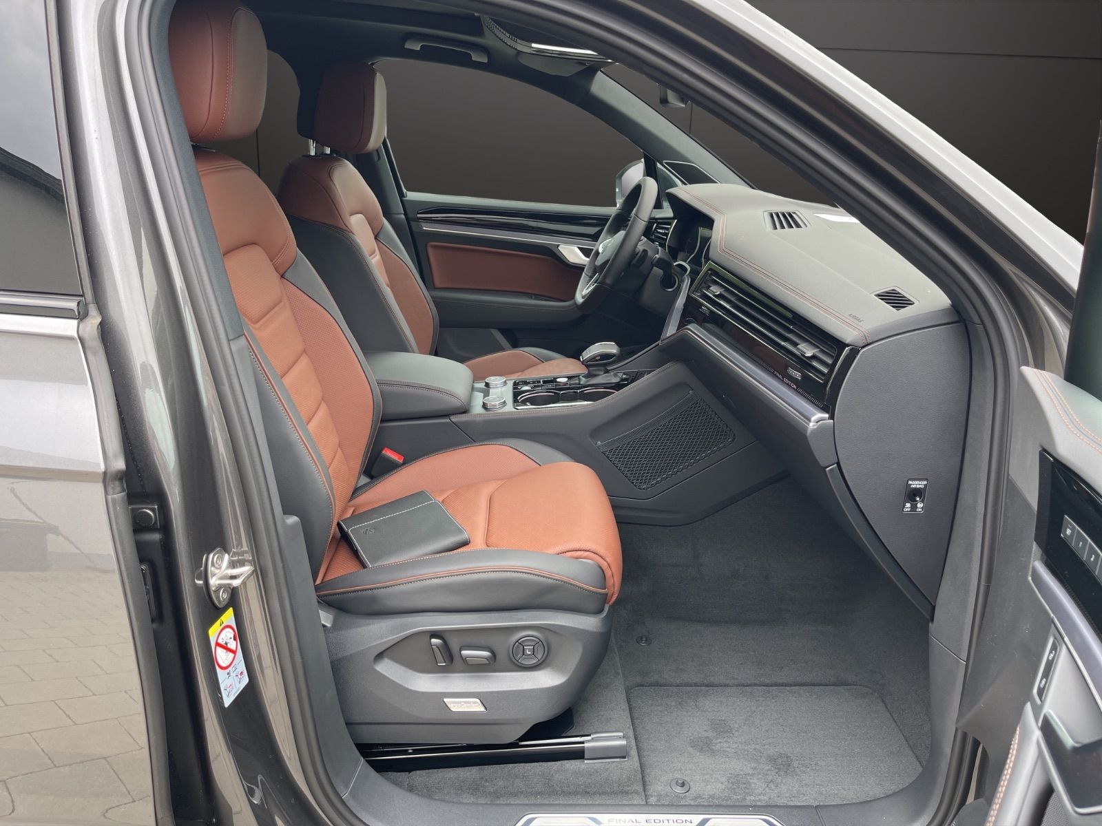Volkswagen Touareg 3.0 TDI 4-Mot R-Line Final Edition*VOLL*