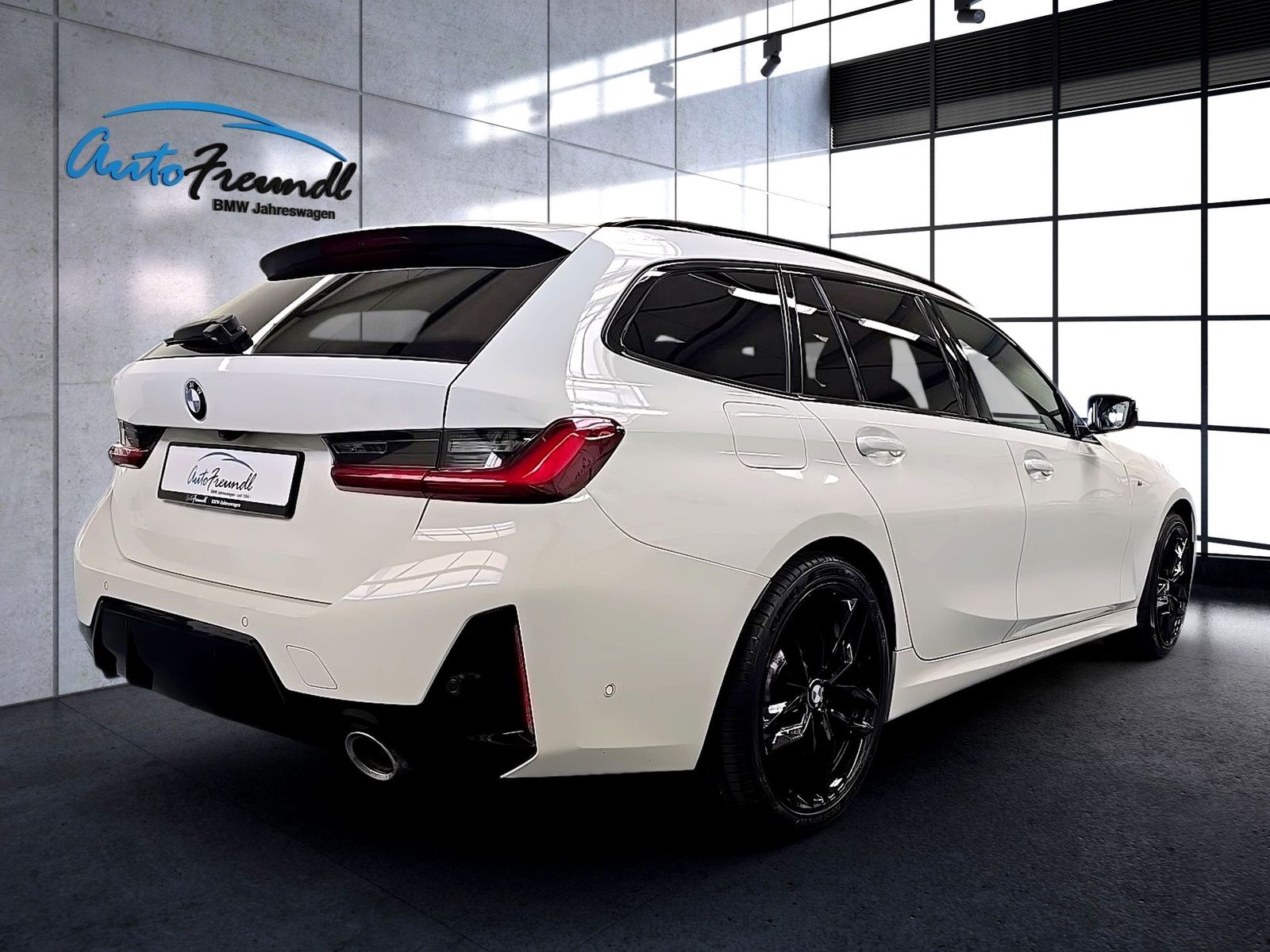 BMW 320i LCI II M Sport *19 Zoll*HuD*360*Ad.FW*