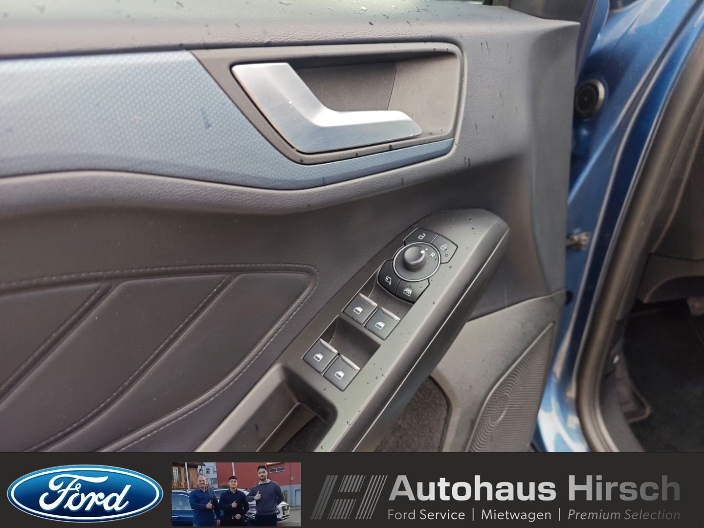 Ford Focus Turnier Active Navi LED ACC Apple CarPlay