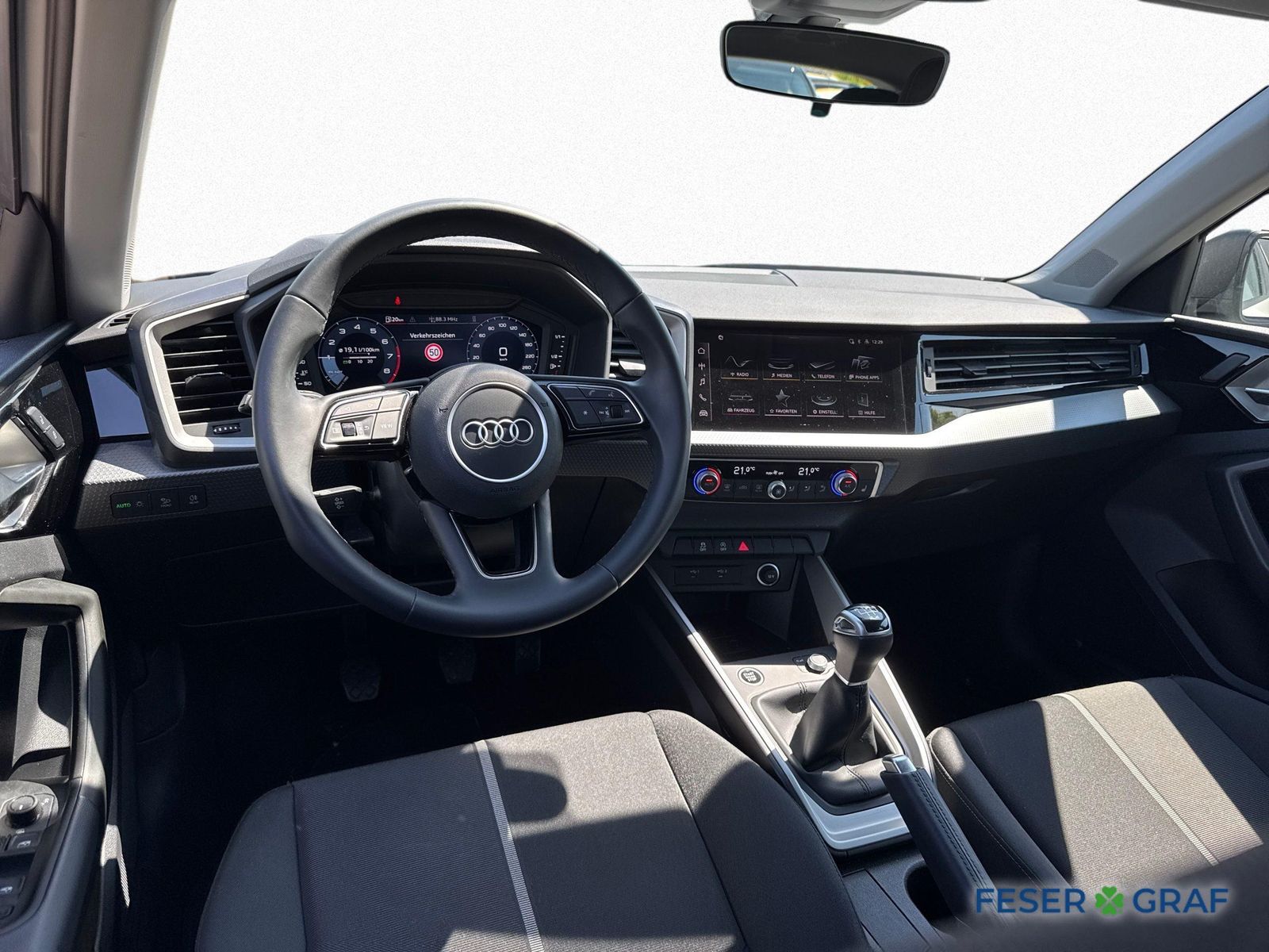 Audi A1 Sportback Advanced 25 TFSI - Samsaru's Car Outlet