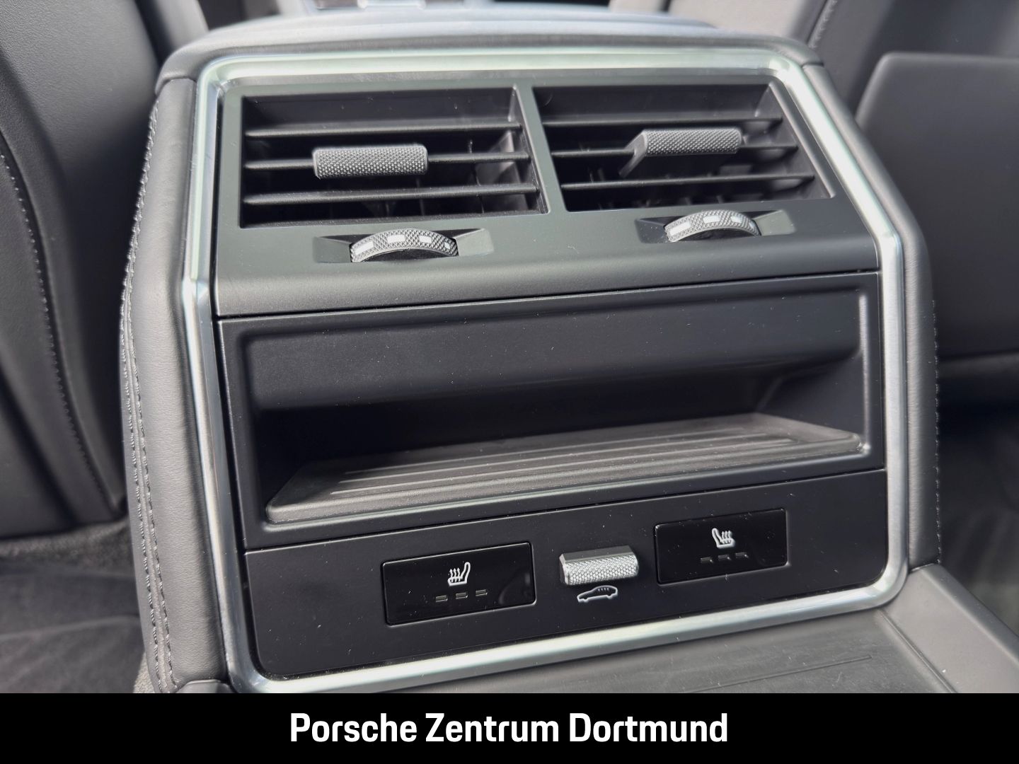 Porsche Panamera GTS Sport Turismo Panorama LED-Matrix