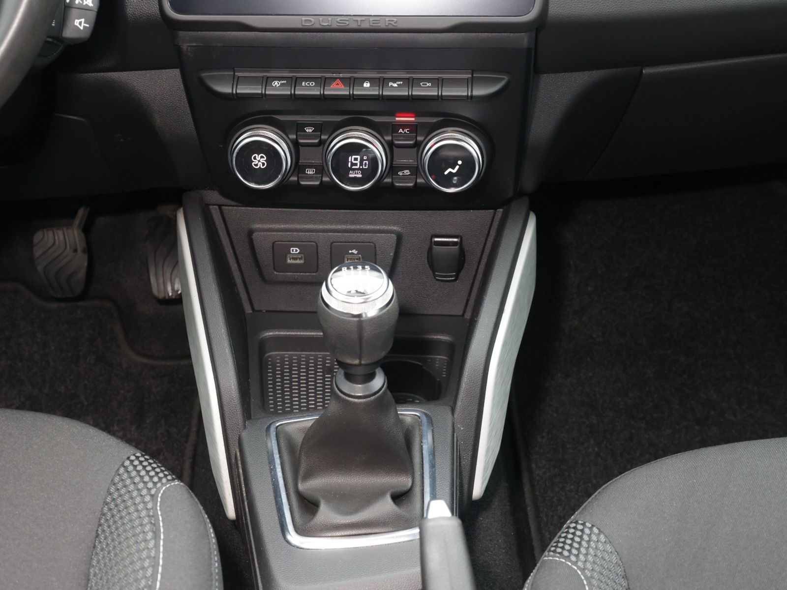 Dacia Duster Prestige - Samsaru's Car Outlet