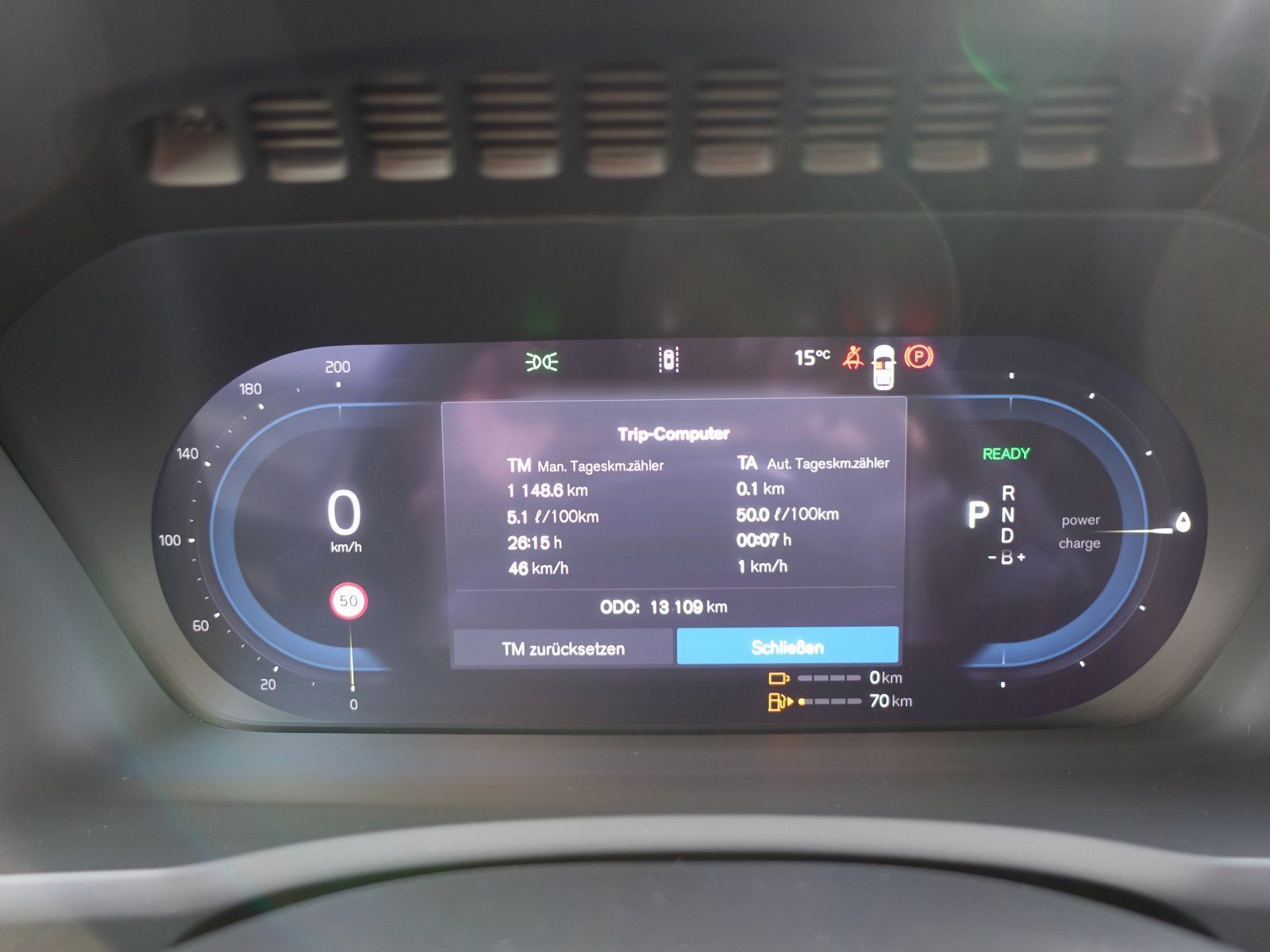 Volvo XC90 Ultra Dark T8 AWD Plug-in Hybrid/AHK/B&W