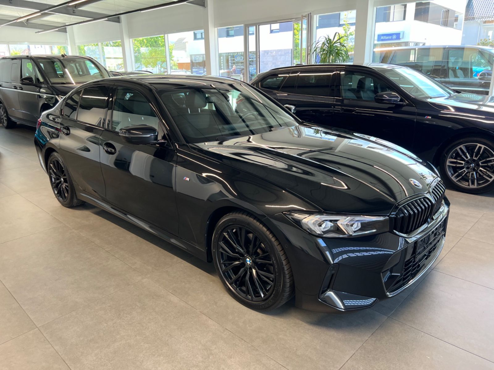 BMW 320 d xDrive M Sport - Samsaru's Car Outlet