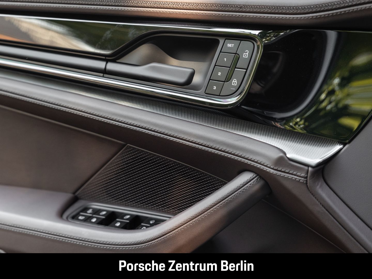 Porsche Panamera 4 E-Hybrid Massagesitze Burmester InnoD