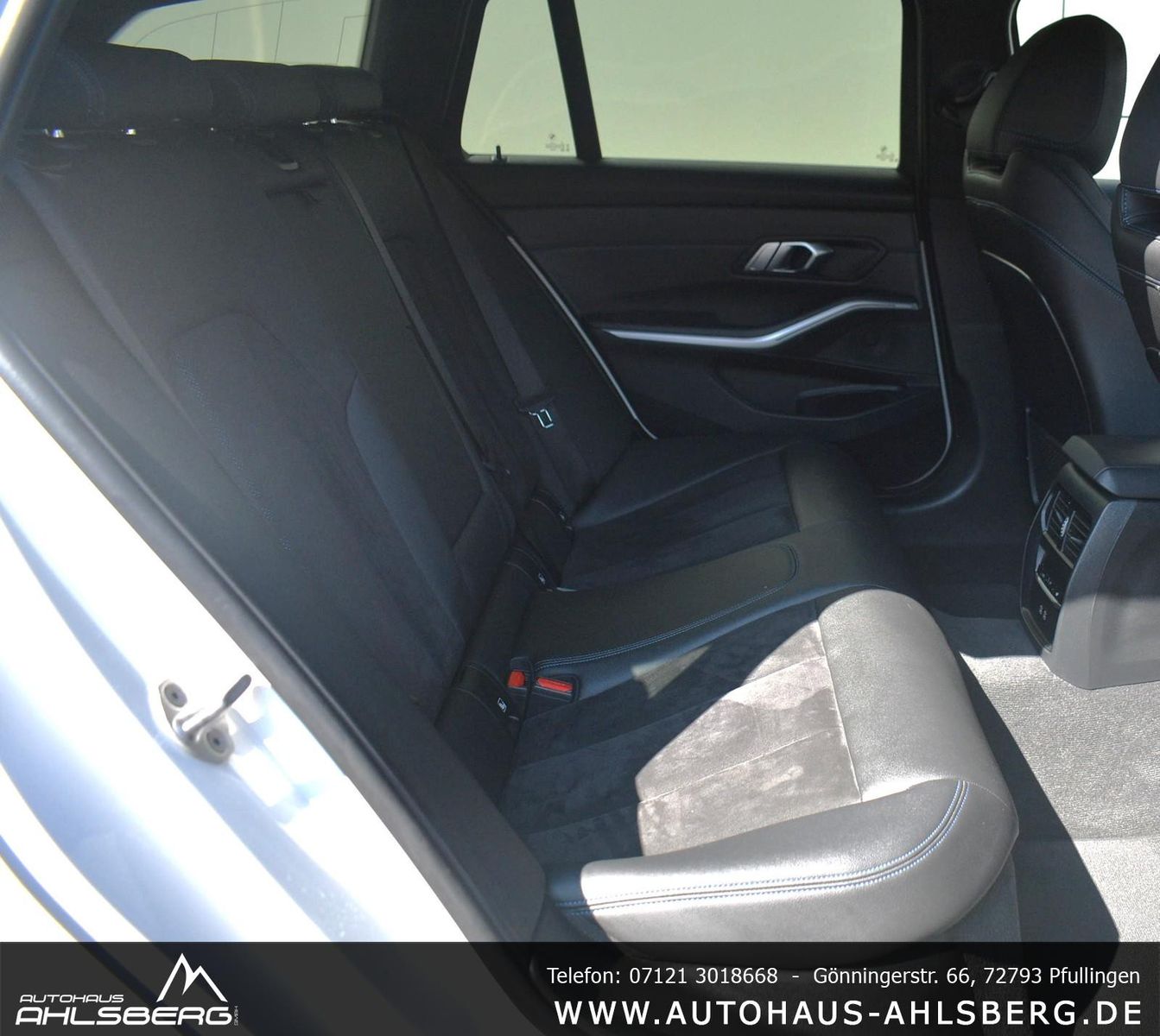 BMW 320 i M SPORT - Samsaru's Car Outlet