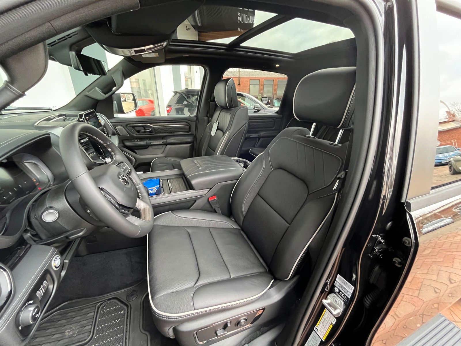 Dodge RAM 5 JAHRE GARANTIE Limited Night MY25 H/O LPG