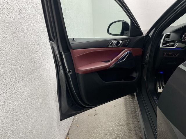 BMW X6 xDrive 40d M SPORT PANO-SKY+22Z+360+MASSAGE+