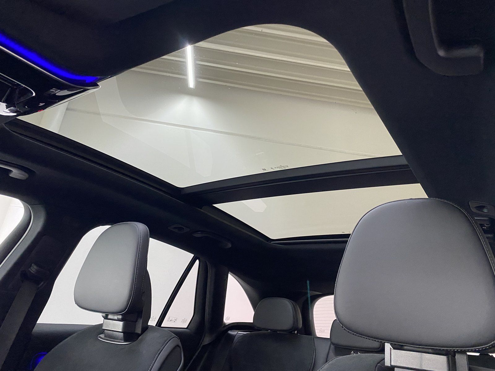 Mercedes-Benz GLC 300 4M AMG+LED+DIST+AHK+360°+EASY-PACK+NAVI