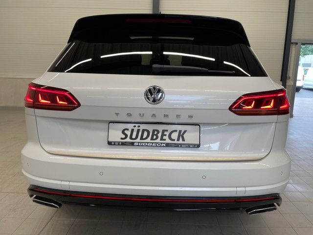 Volkswagen Touareg 3.0 TDI R-Line 4M - Samsaru's Car Outlet