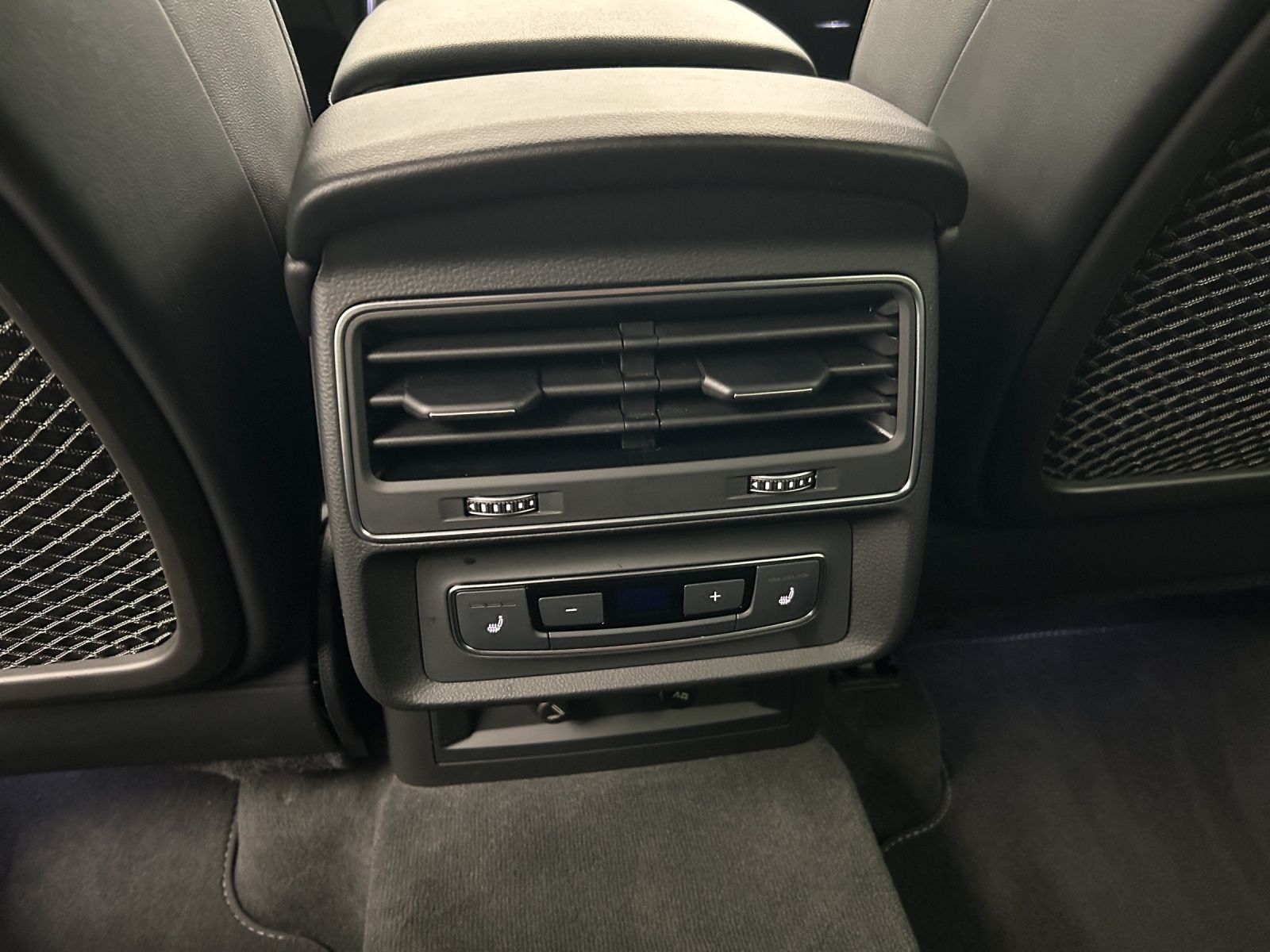Audi Q8 55 TFSI e quattro*S line*HeadUp*Tour*Matrix*A