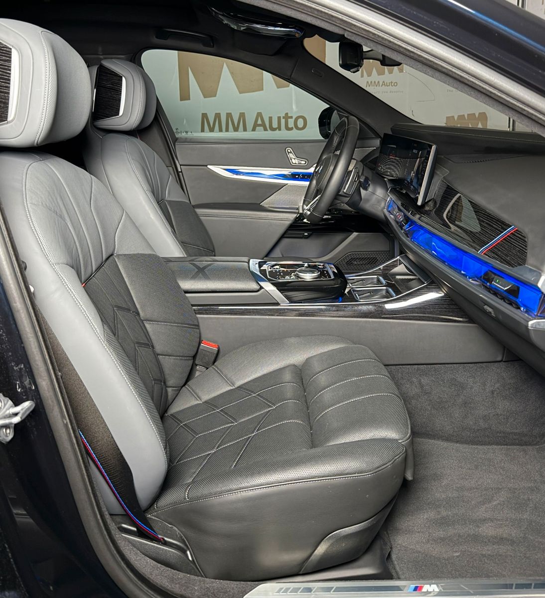 BMW 740 d xDrive M Sport Pano Sky Lounge