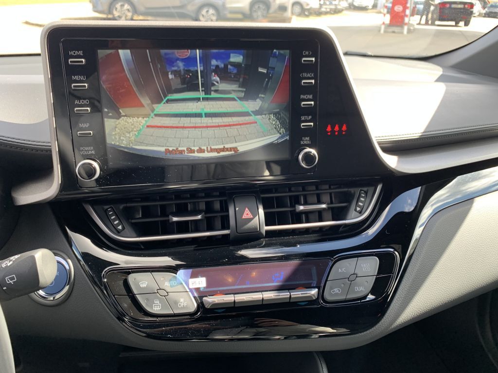 Toyota C-HR Hybrid Flow - Samsaru's Car Outlet