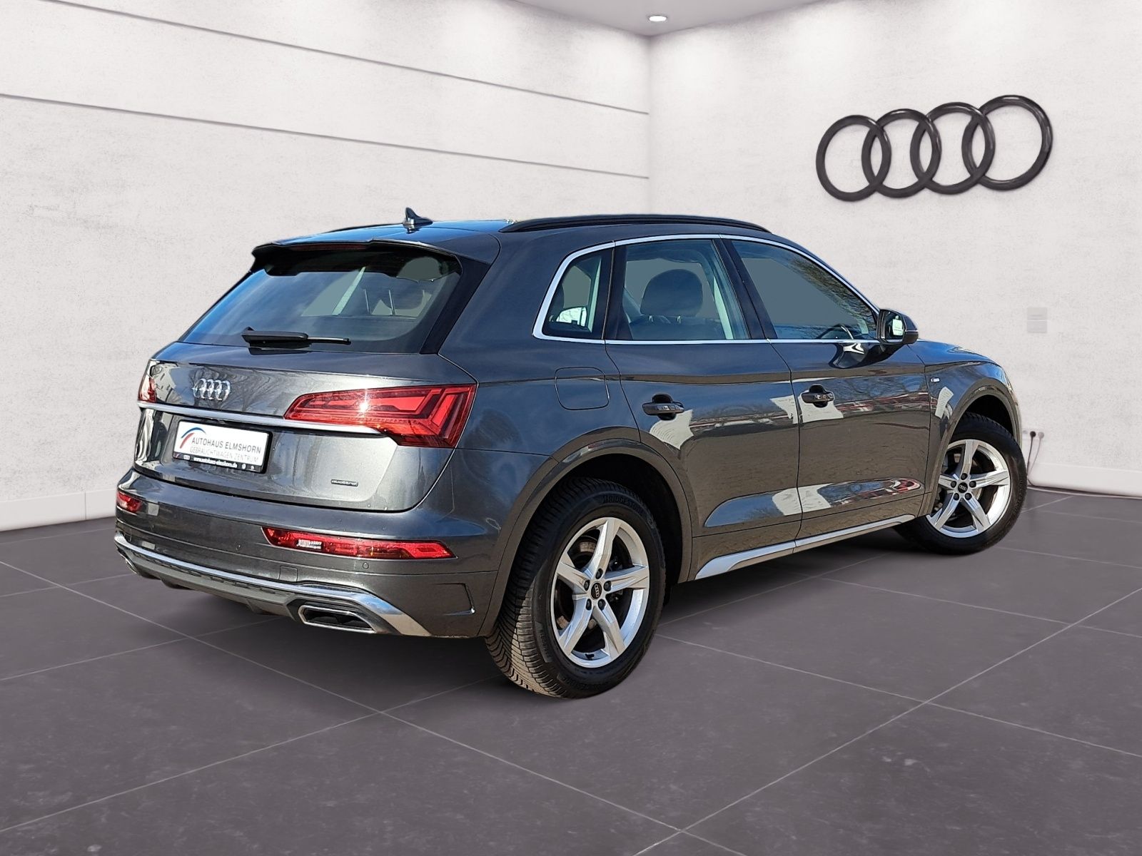 Audi Q5 S line 40 TDI quattro S tronic AHK PANO HEAD
