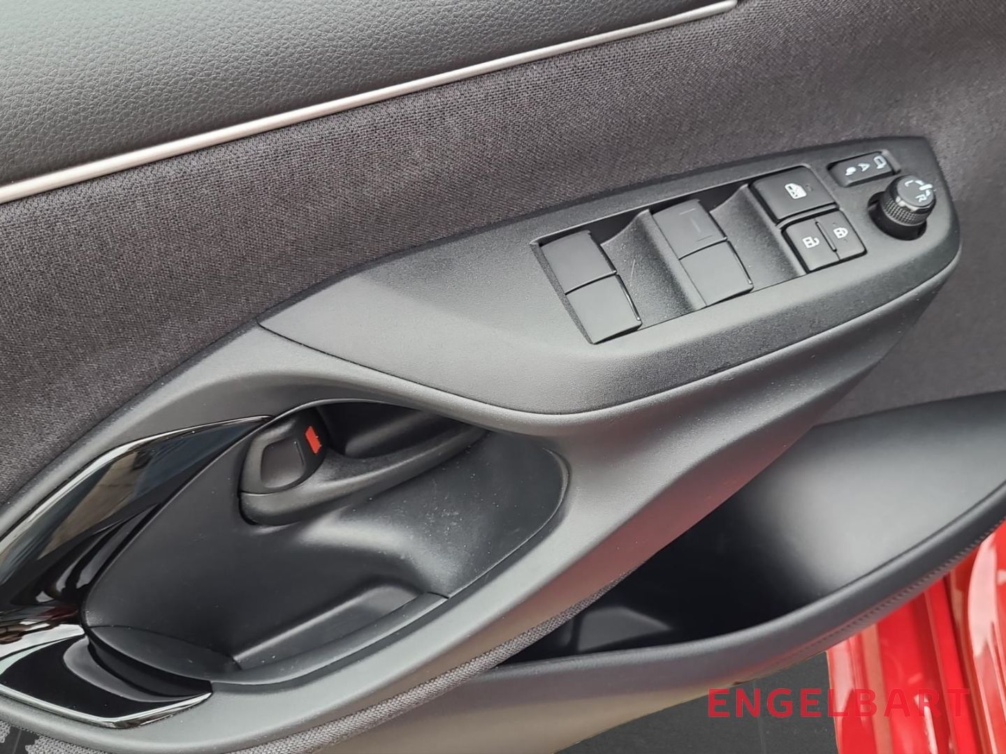 Toyota Yaris Hybrid Style Plus Apple CarPlay Android Au