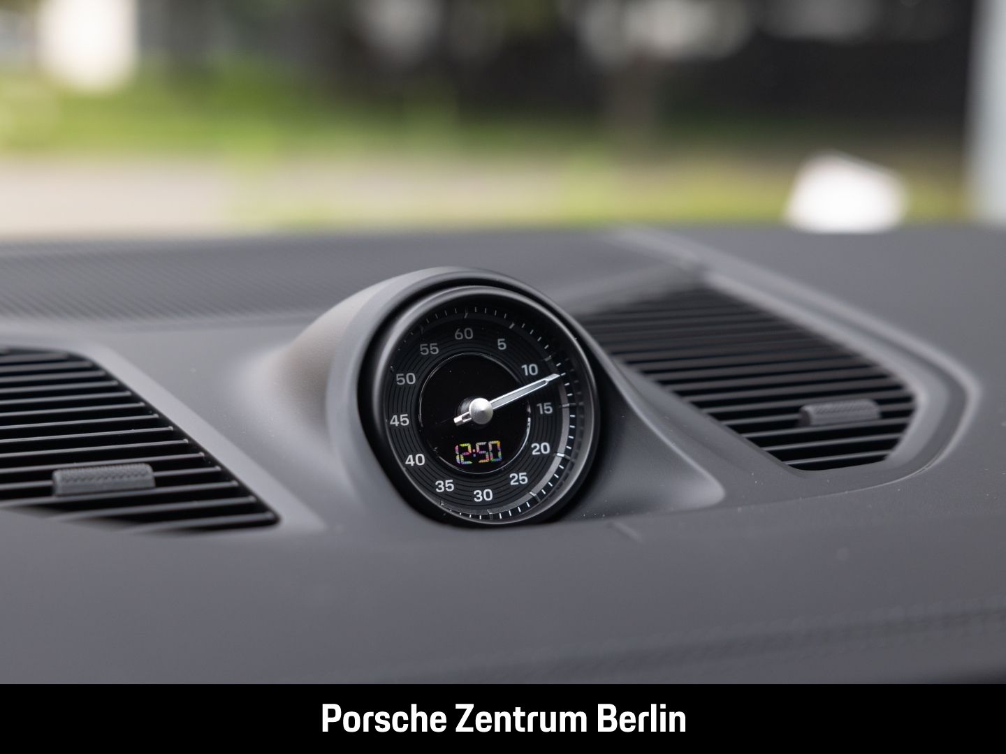 Porsche Cayenne HA-Lenkung InnoDrive Head-Up Sportabgas