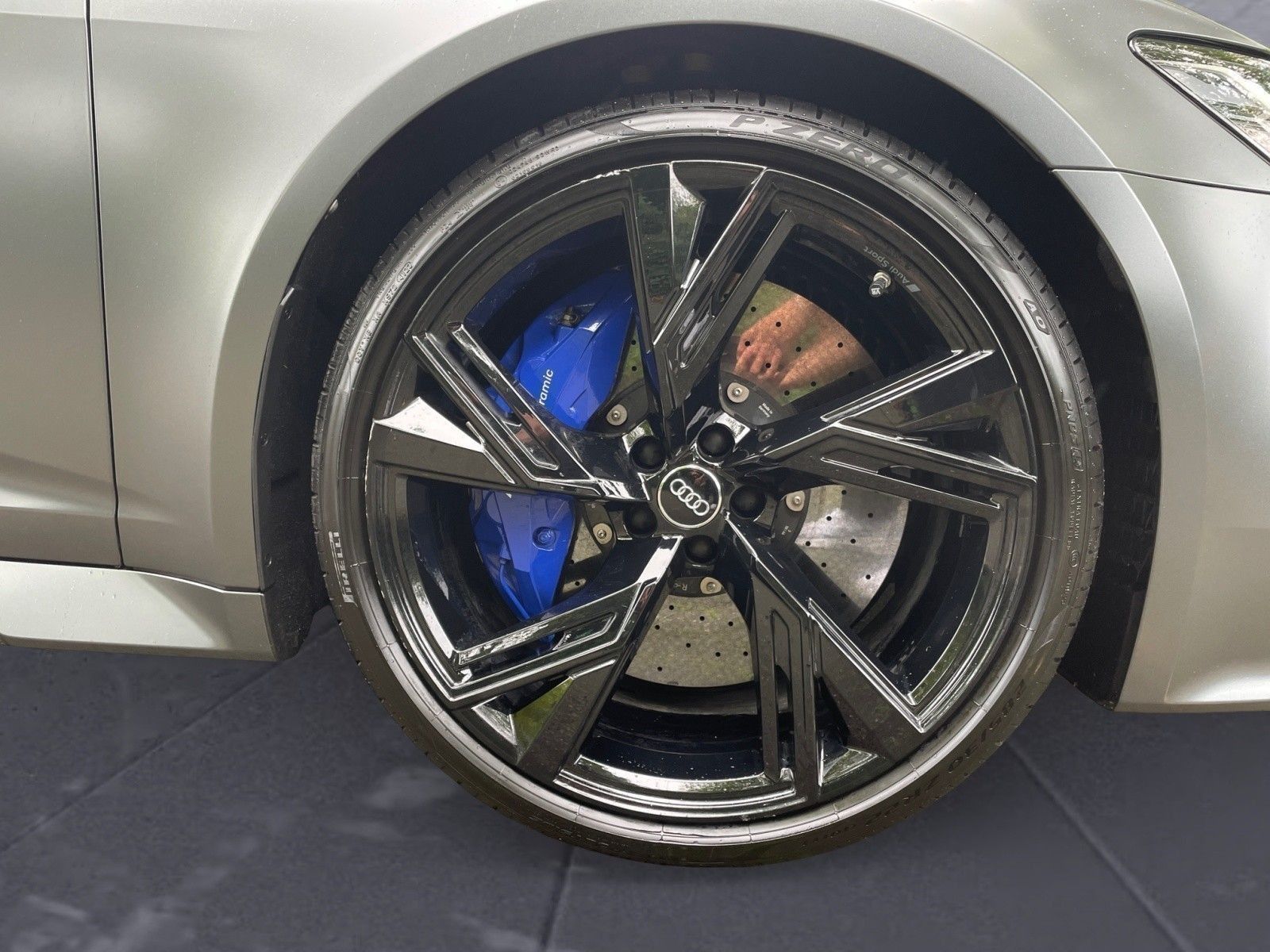 Audi RS6 Avant 4.0 TFSI quattro Laser/Pano/B&O/Sitzbe