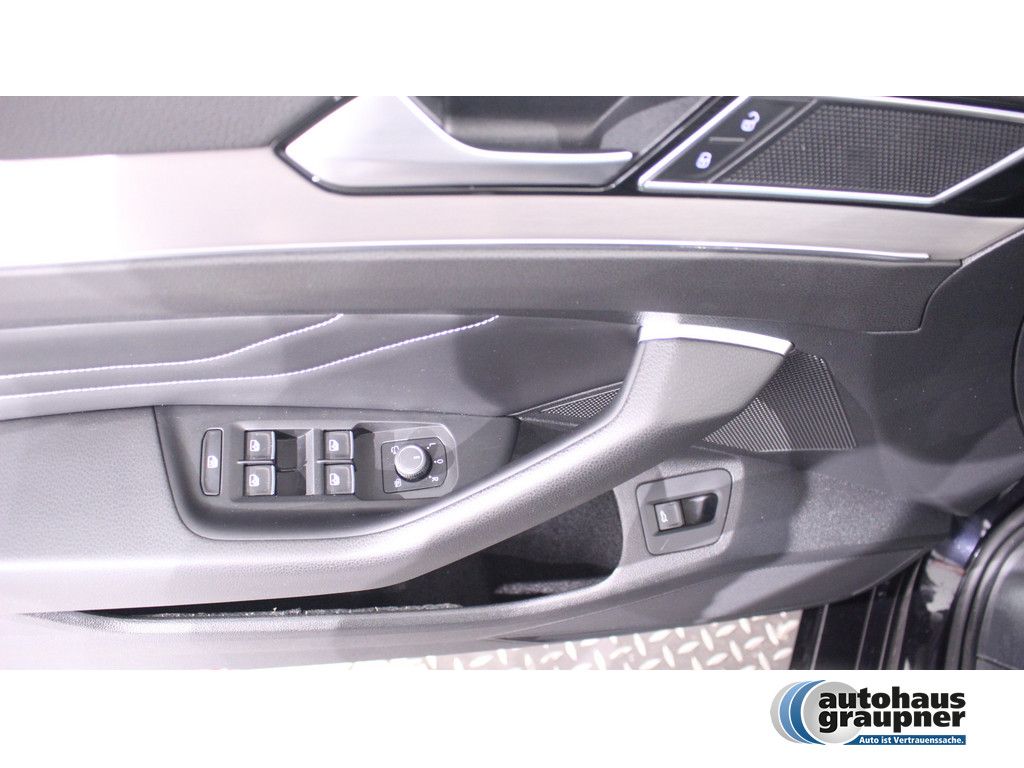 Volkswagen Passat Variant 2.0 TSI DSG Elegance 4Motion 360°