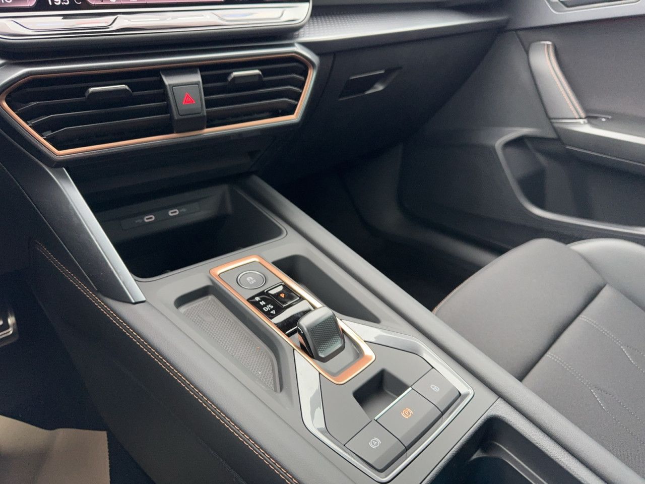 Cupra Formentor Facelift 1.5 eTSI - Samsaru's Car Outlet