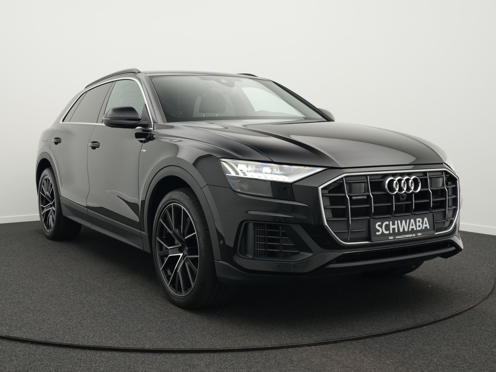 Audi Q8 55 TFSI quattro tiptronic 2x S line