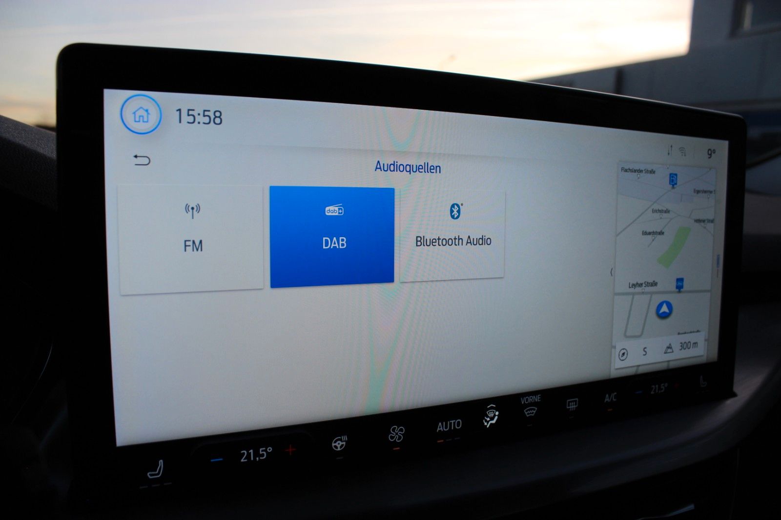 Ford Focus Titanium Turnier 1,0EcoBoost*Automatik*AHK
