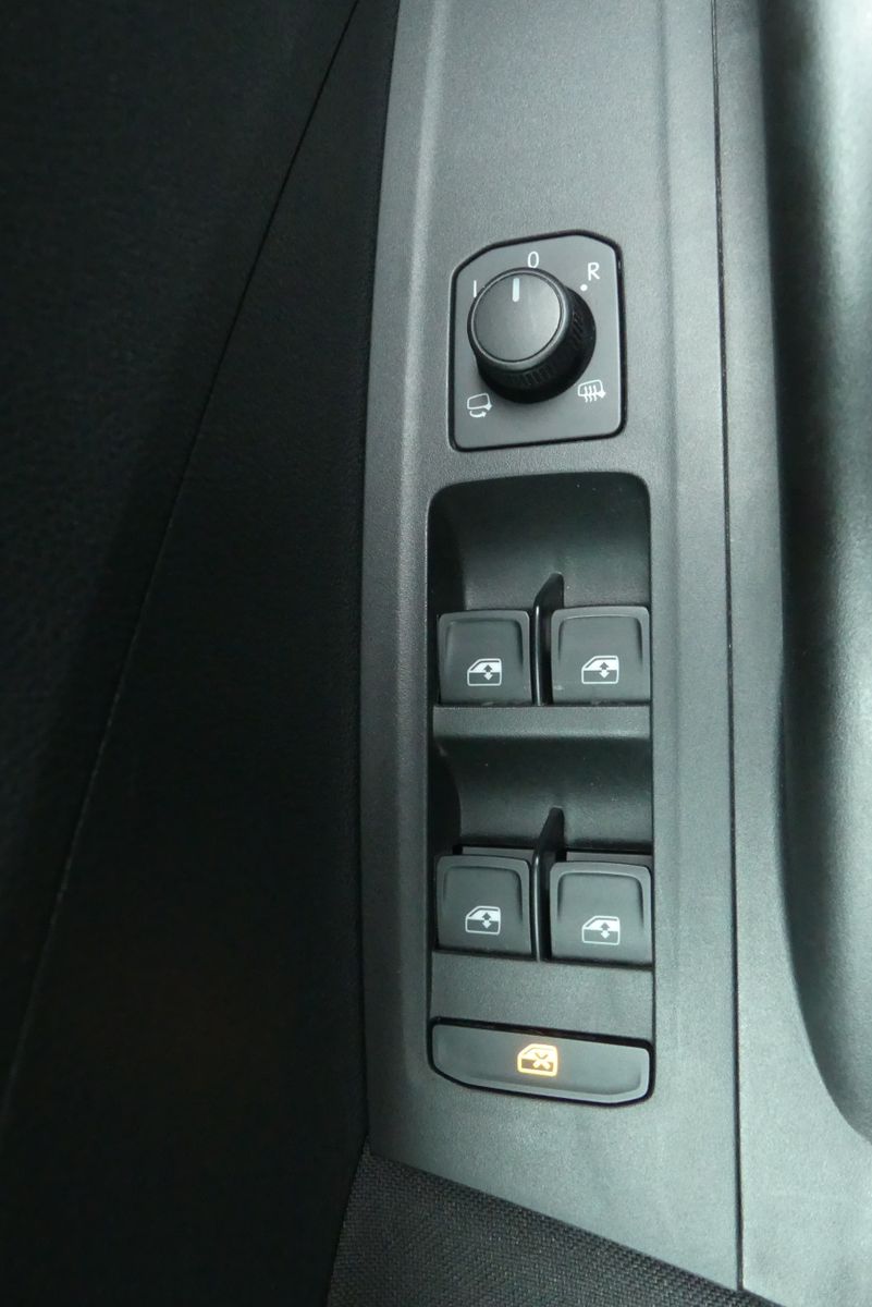Skoda Fabia Style TSI - Samsaru's Car Outlet