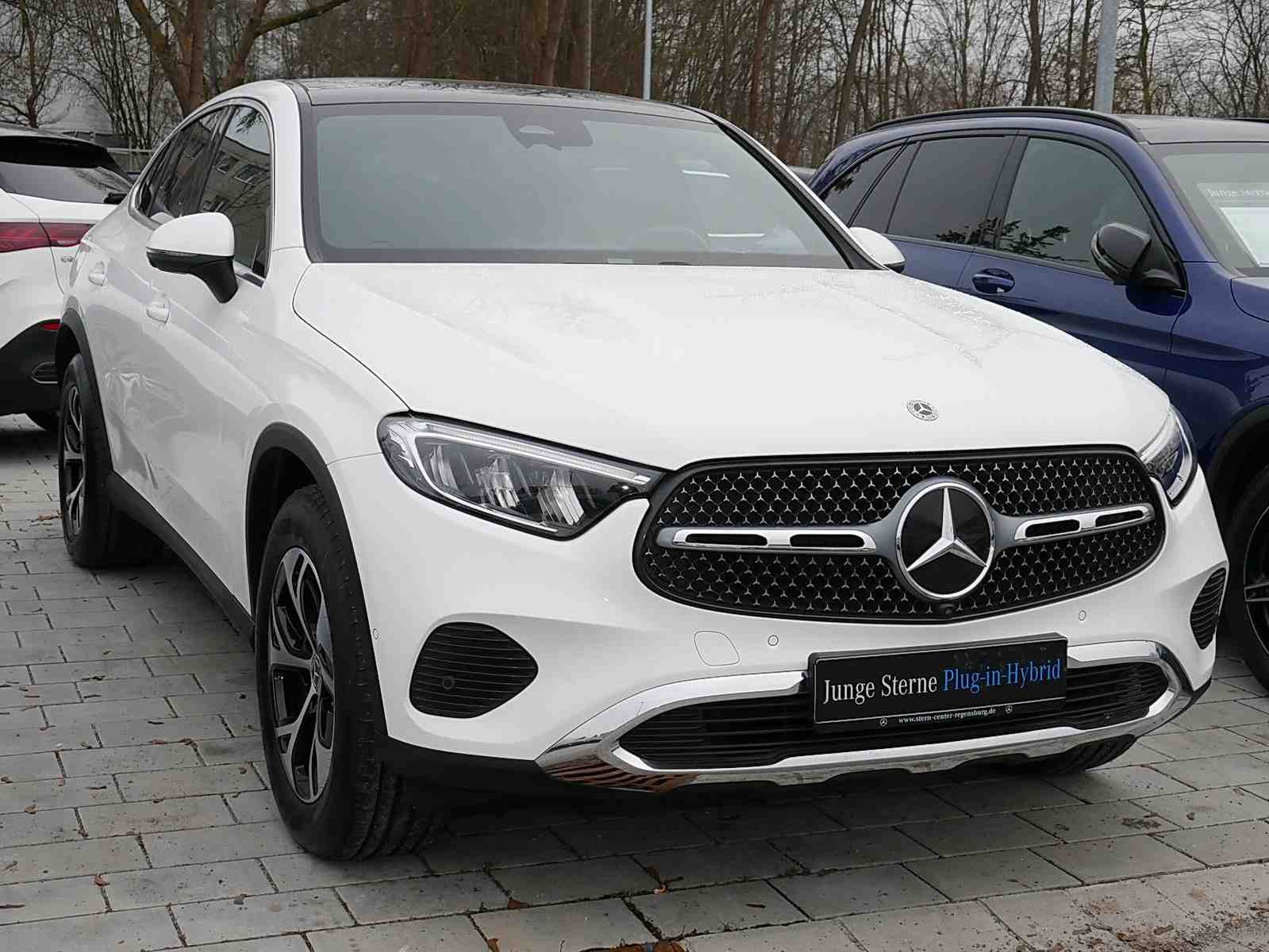 Mercedes-Benz GLC 300 de 4M Coupé AVANTGARDE - Samsaru's Car Outlet