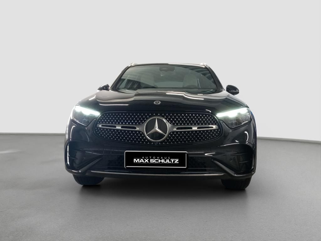 Mercedes-Benz GLC 200 4M AMG*AHK*Pano-Dach*Distronic*360