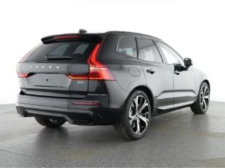 Volvo XC60 B5 Benzin AWD Ultra Dark 21'' AHK Luft 360