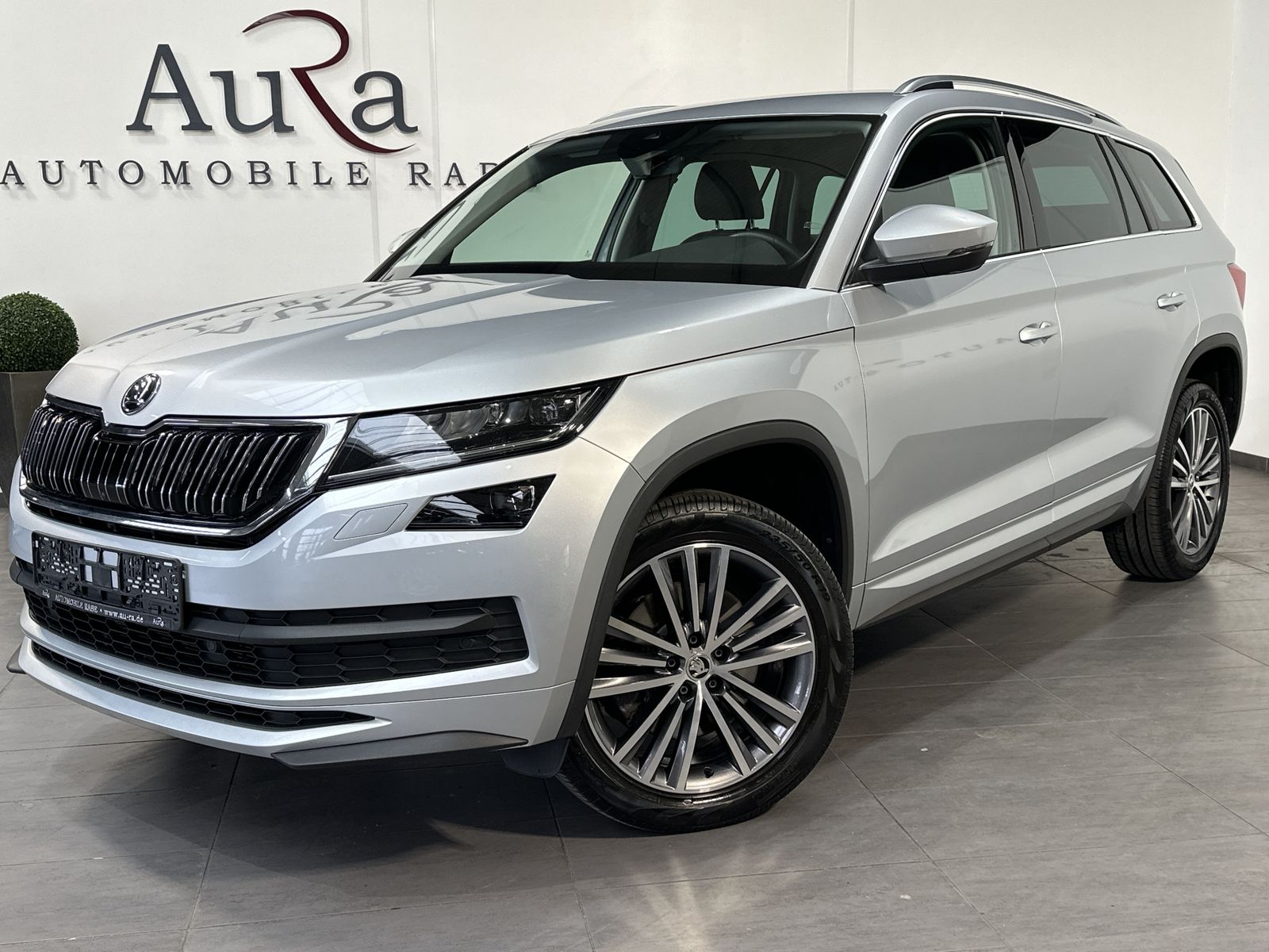 Skoda Kodiaq 2.0 TDI DSG 4x4 L&K NAV+LED+AHK+360°+SHZ