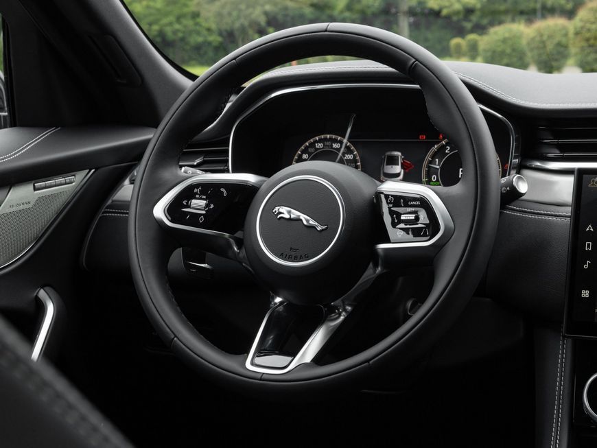 Jaguar F-Pace P400e AWD R-Dynamic SE