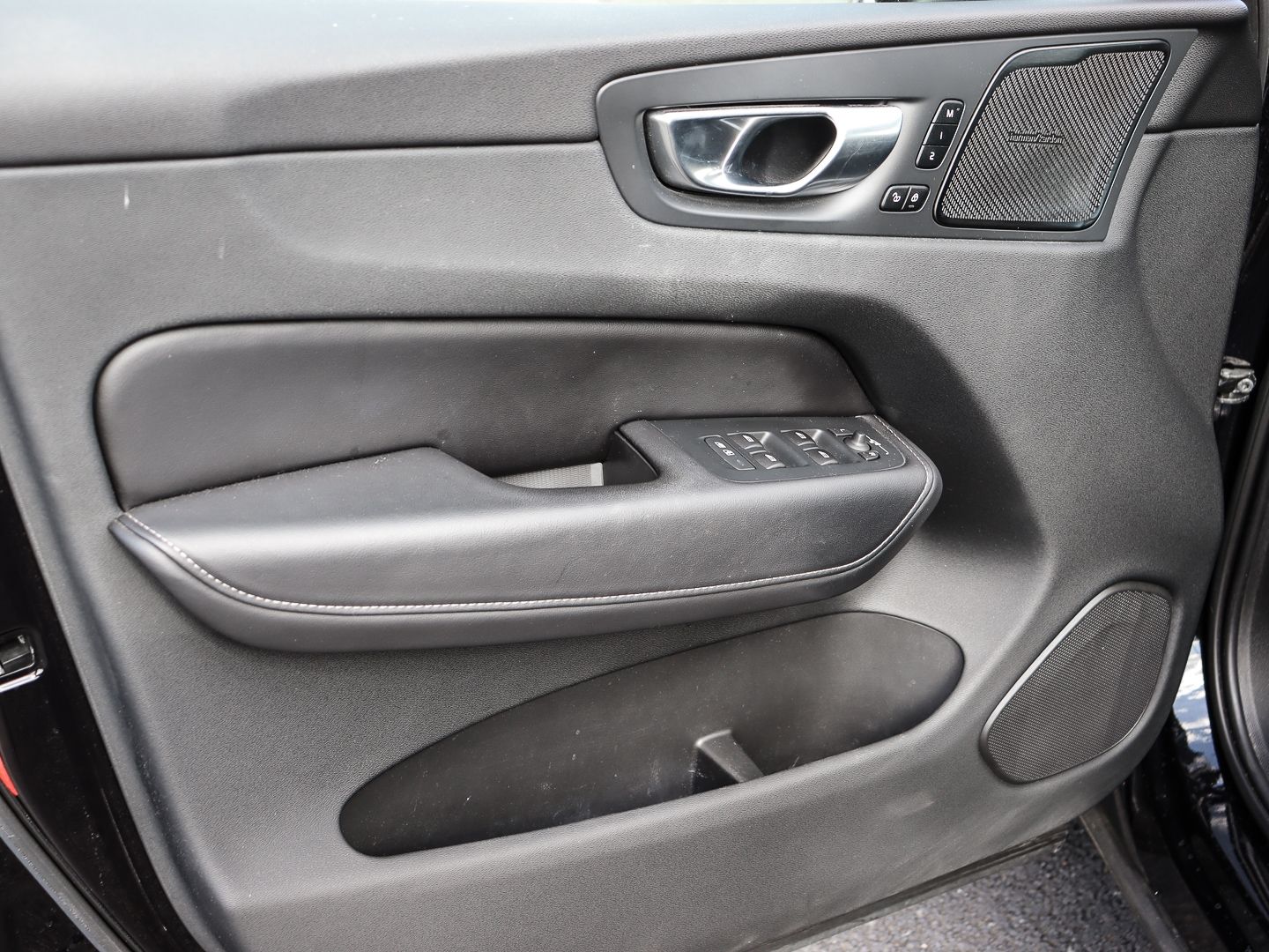 Volvo XC60 Ultimate Dark AWD B4 Diesel EU6d HUD StandH