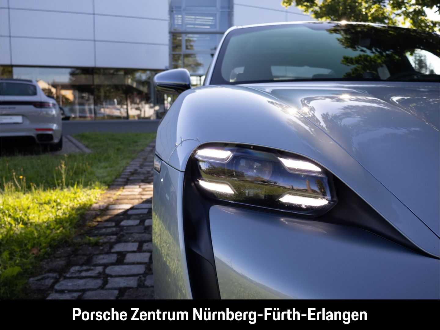 Porsche Taycan Turbo InnoDrive HUD LED-Matrix BOSE Surro