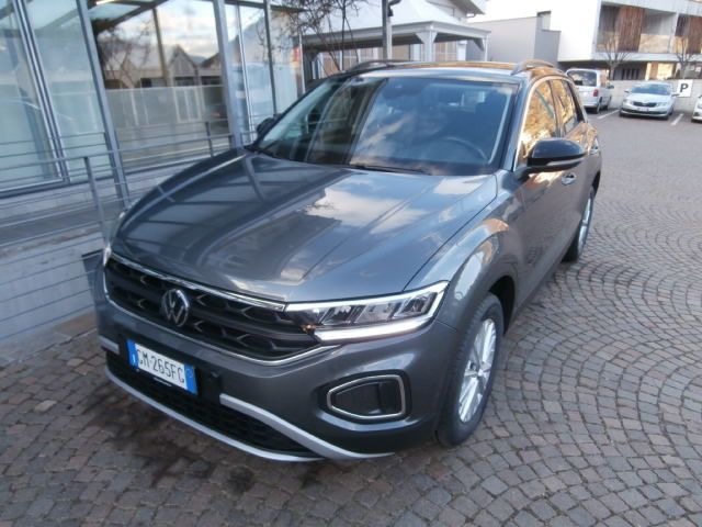 Volkswagen T-Roc 1.5 TSI OPF DSG Life" → "Volkswagen T-Roc 1.5 TSI Life - Samsaru's Car Outlet