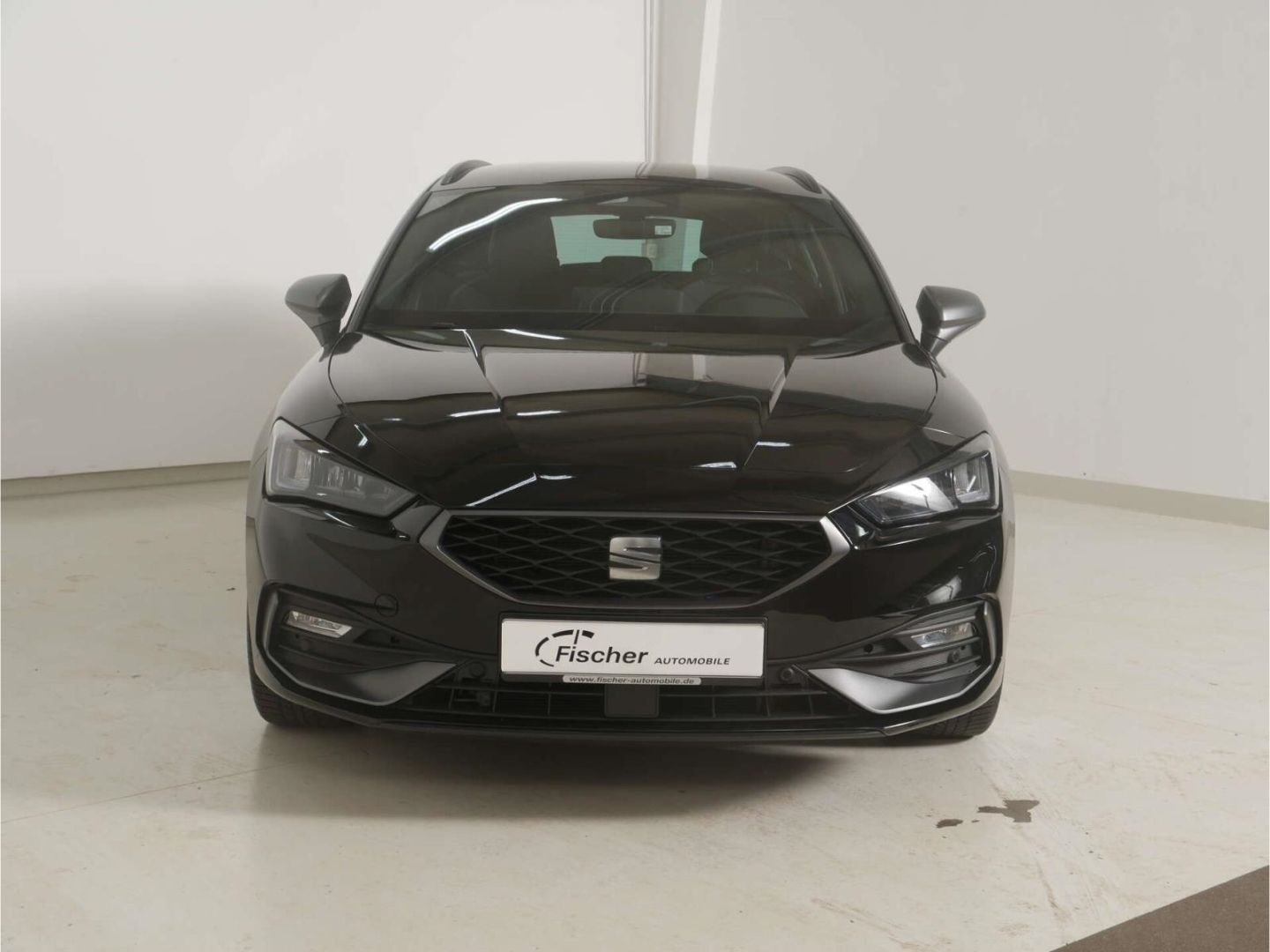 Seat Leon Sportstourer 2.0 TDI DSG FR AHK/NAV/RFK/ACC