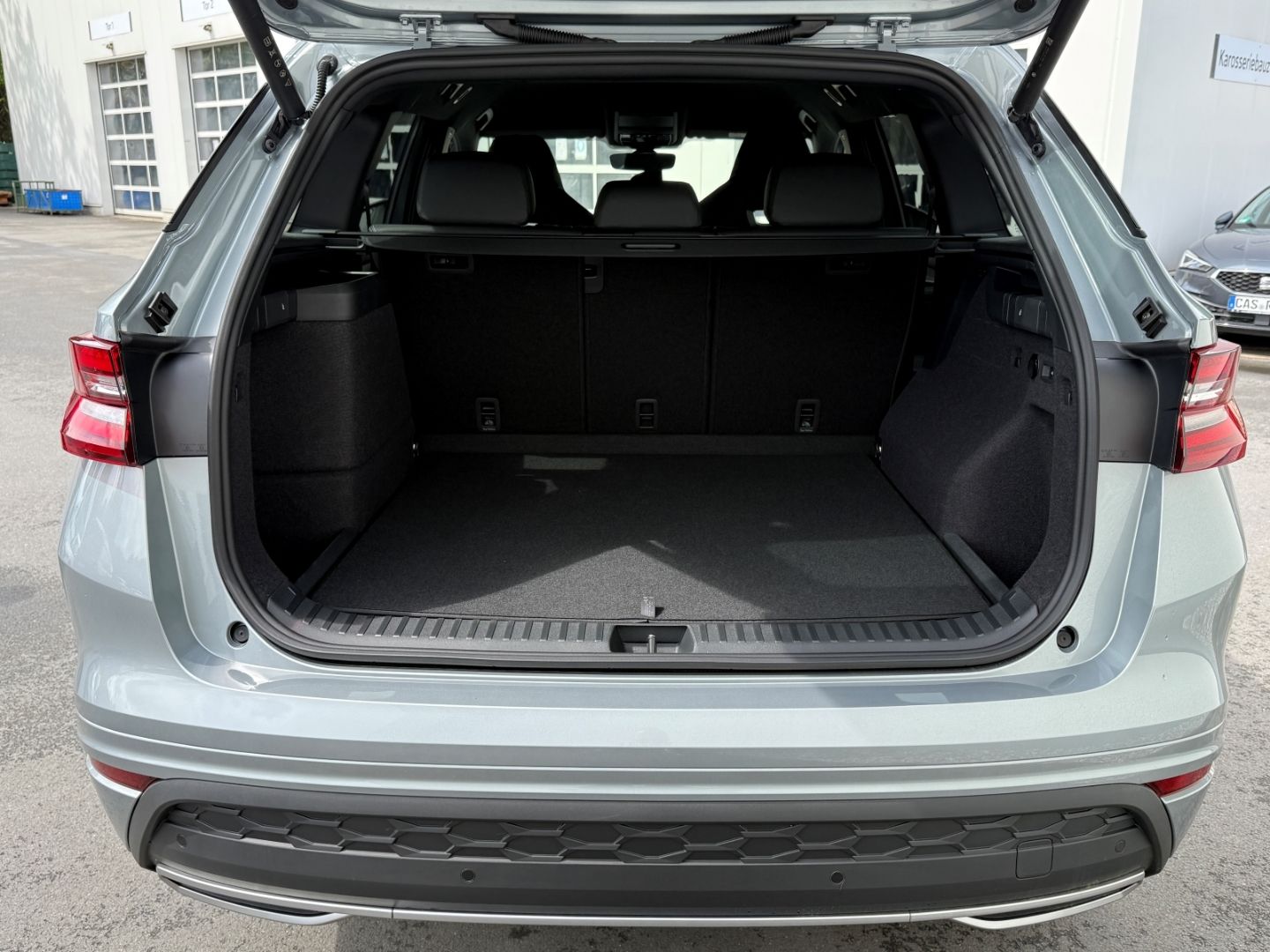 Skoda Kodiaq II 1.5 TSI iV DSG Sportline DCC AHK Matri