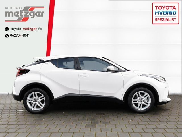 Toyota C-HR 1.8 Hybrid Business Edition - Samsaru's Car Outlet