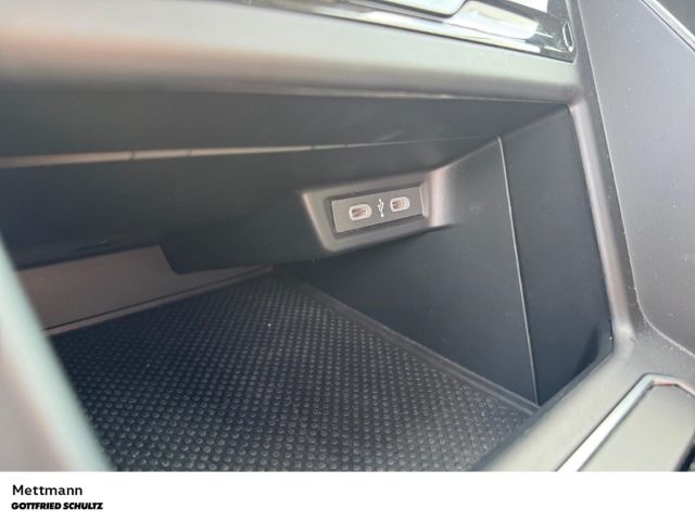 Volkswagen Polo 1.0 TSI Style DSG LED KAMERA PDC SHZ ALU ZV