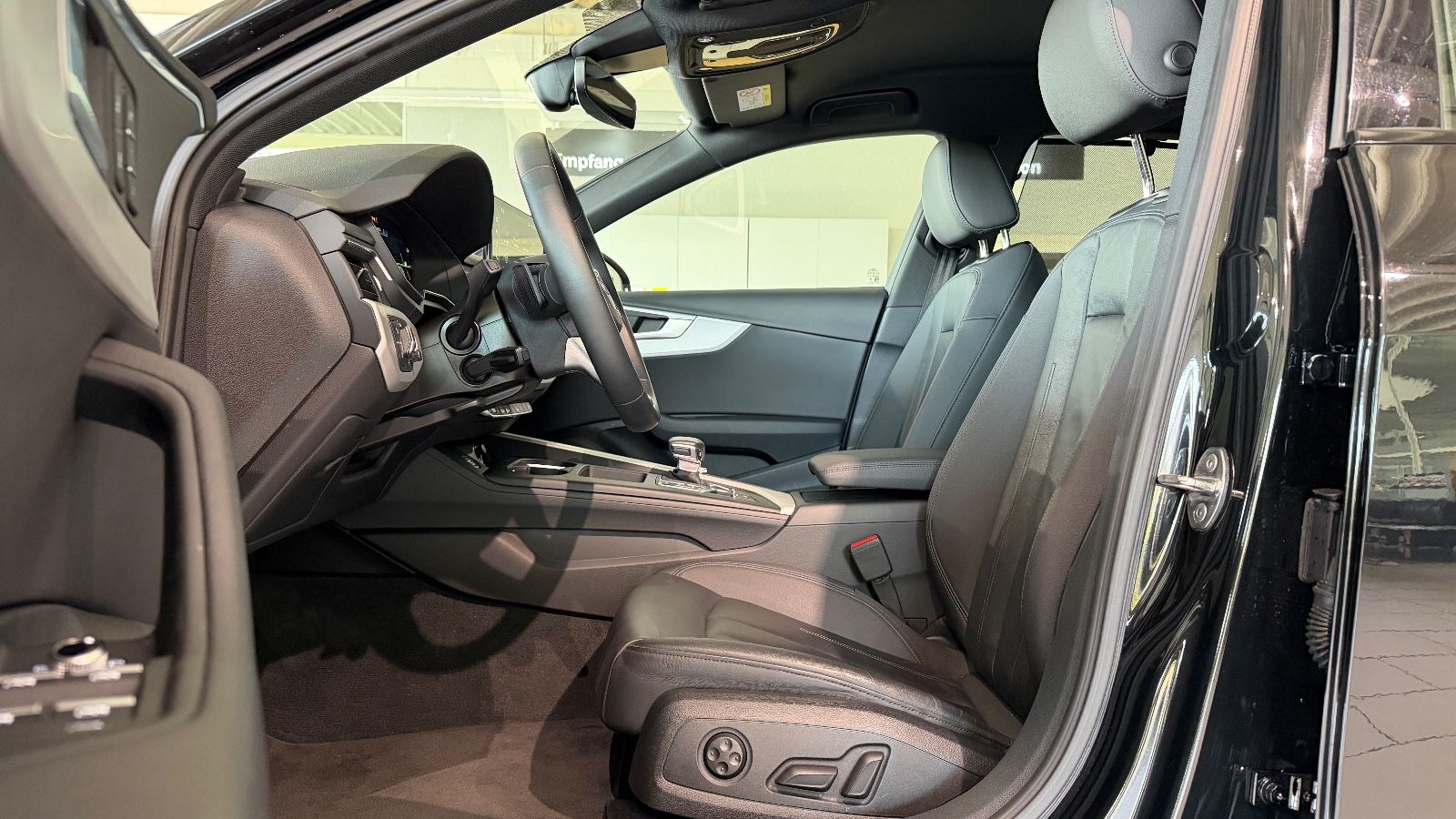Audi Avant 40 TDI quattro advanced LED DSG APP SHZ