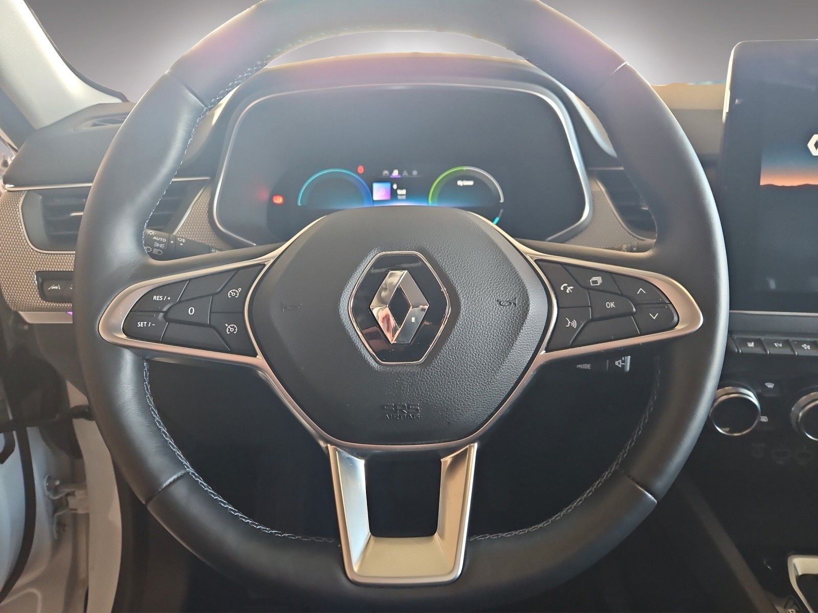 Renault Arkana Techno E-Tech Full Hybrid - Samsaru's Car Outlet