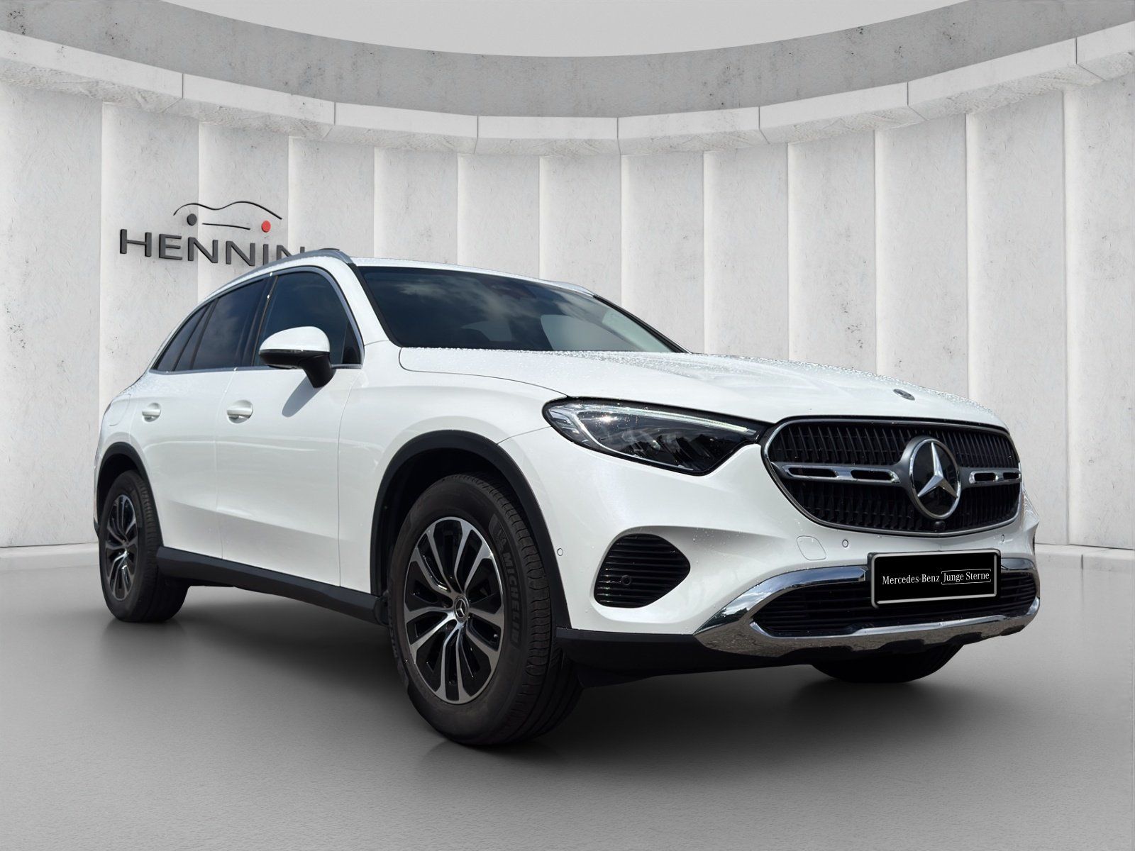 Mercedes-Benz GLC 200 Avantgarde 4M - Samsaru's Car Outlet